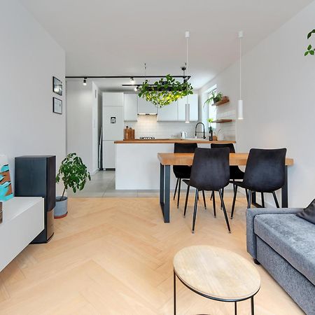 Seaside Retreat Gdansk - 64M2, Parking, Workspace- By Rentujemy Extérieur photo